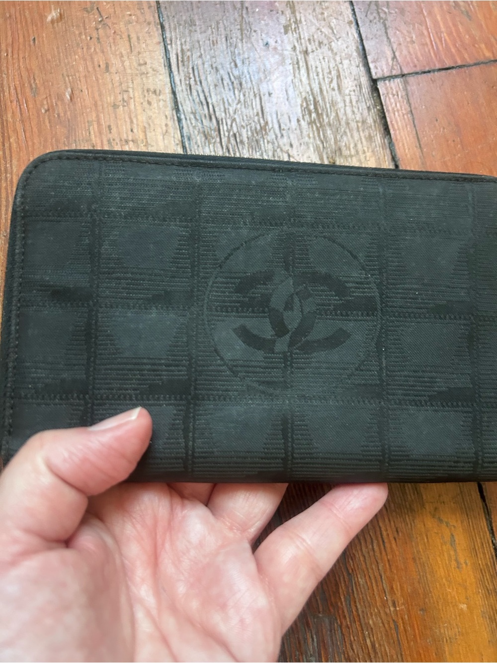 Chanel Travel Line Long Wallet - Picture 4 of 16